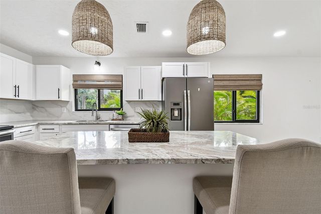 3500 EL CONQUISTADOR PARKWAY 301, Bradenton, FL 34210