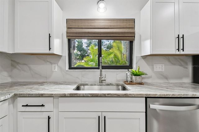 3500 EL CONQUISTADOR PARKWAY 301, Bradenton, FL 34210