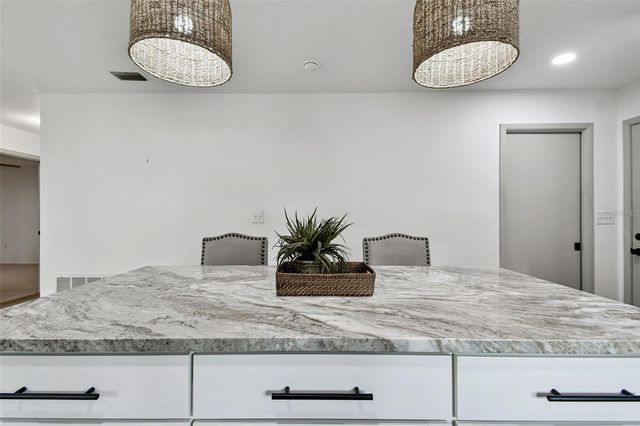 3500 EL CONQUISTADOR PARKWAY 301, Bradenton, FL 34210