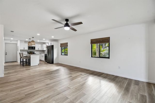 3500 EL CONQUISTADOR PARKWAY 301, Bradenton, FL 34210