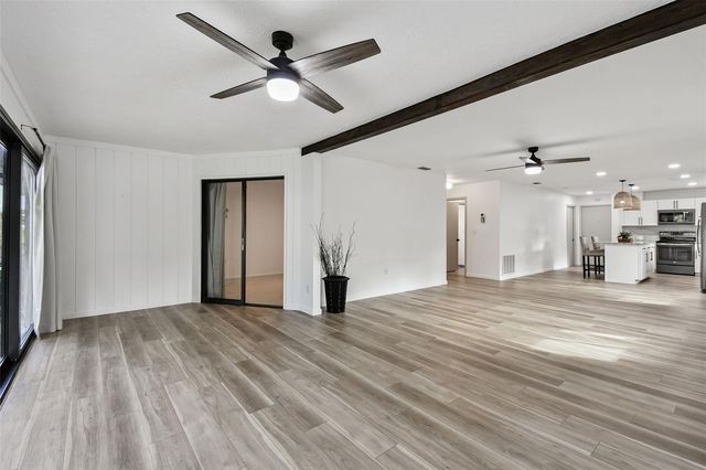 3500 EL CONQUISTADOR PARKWAY 301, Bradenton, FL 34210