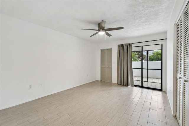 3500 EL CONQUISTADOR PARKWAY 301, Bradenton, FL 34210