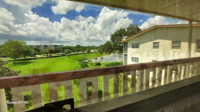 160 PRESTON D Way, Boca Raton, FL 33434