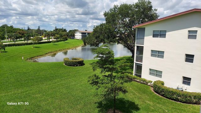 160 PRESTON D Way, Boca Raton, FL 33434