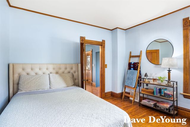 303 W Main Avenue, Zeeland, MI 49464