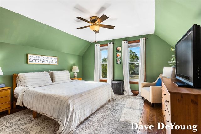 303 W Main Avenue, Zeeland, MI 49464