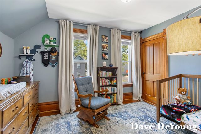 303 W Main Avenue, Zeeland, MI 49464