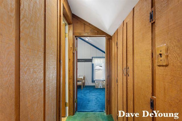 303 W Main Avenue, Zeeland, MI 49464