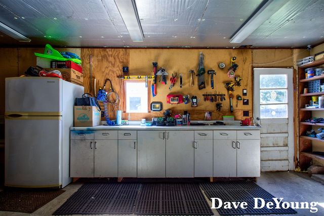 303 W Main Avenue, Zeeland, MI 49464