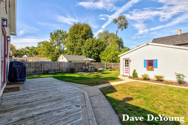 303 W Main Avenue, Zeeland, MI 49464