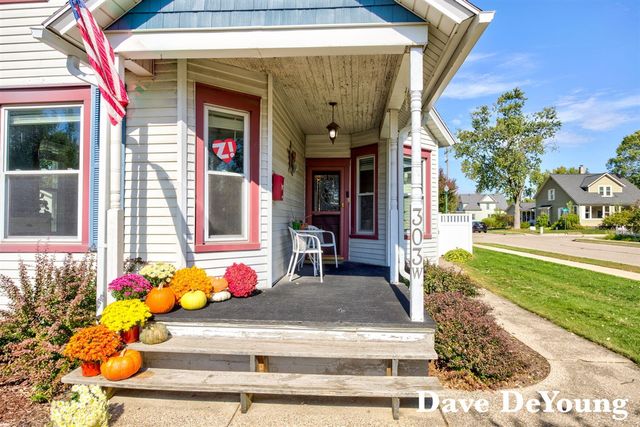 303 W Main Avenue, Zeeland, MI 49464