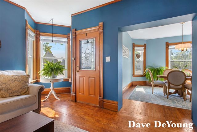 303 W Main Avenue, Zeeland, MI 49464