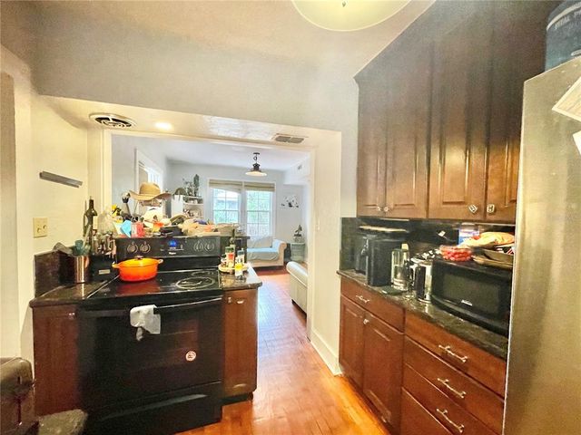 1035 NE 3RD AVENUE, Gainesville, FL 32601