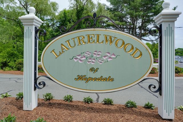 42 Laurelwood Drive 42, Hopedale, MA 01747