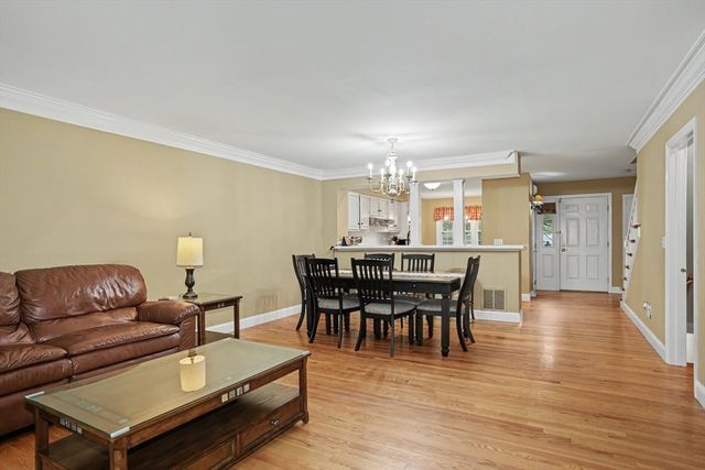 42 Laurelwood Drive 42, Hopedale, MA 01747