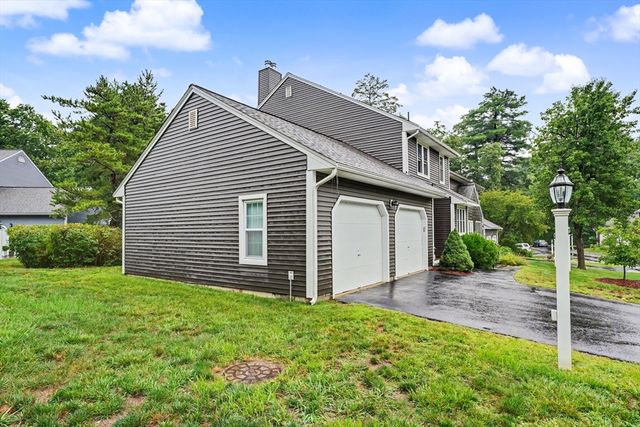 42 Laurelwood Drive 42, Hopedale, MA 01747