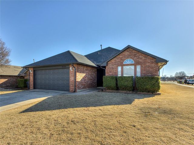 12528 SW 13th Street, Yukon, OK 73099