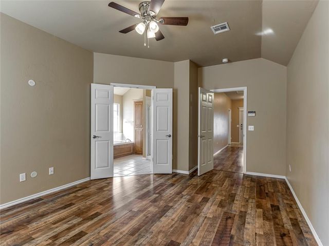 12528 SW 13th Street, Yukon, OK 73099