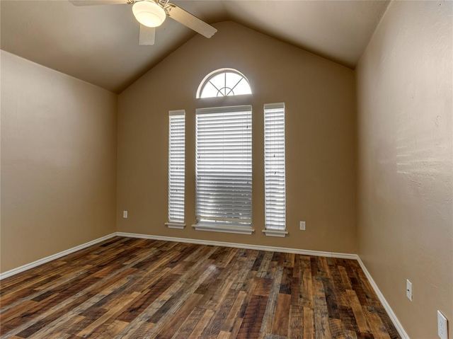 12528 SW 13th Street, Yukon, OK 73099