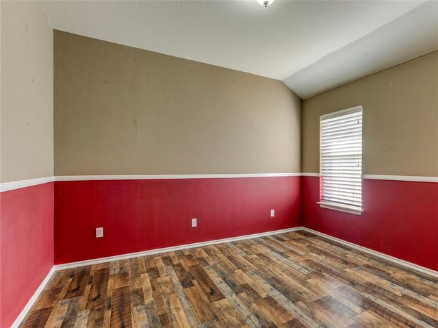 12528 SW 13th Street, Yukon, OK 73099