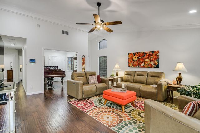 9469 Singing Quail DR, Austin, TX 78758