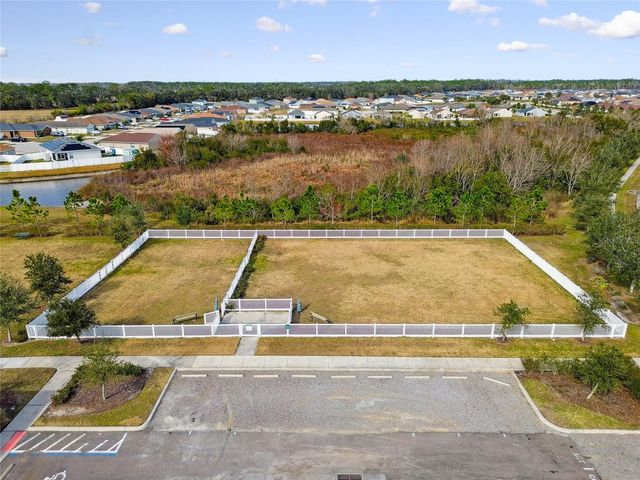 6917 GIDEON CIRCLE, Zephyrhills, FL 33541