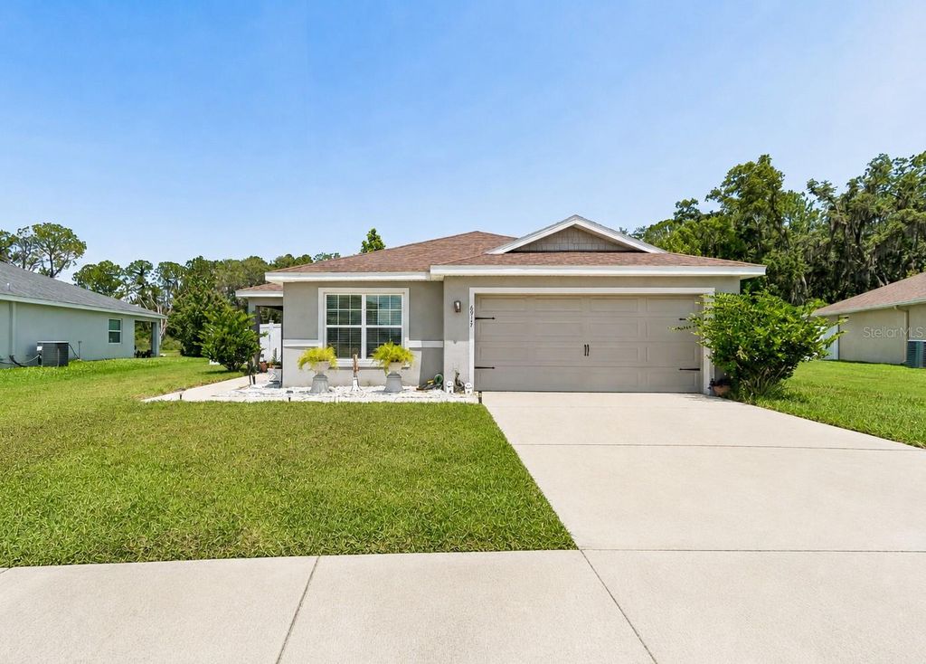 6917 GIDEON CIRCLE, Zephyrhills, FL 33541
