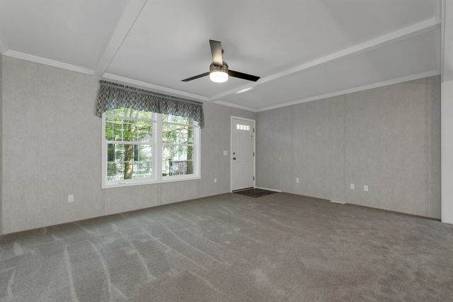 7 Shady Lane, Tuftonboro, NH 03853