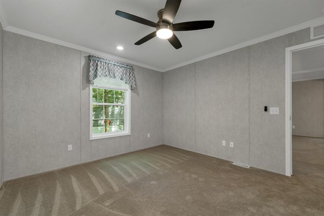 7 Shady Lane, Tuftonboro, NH 03853