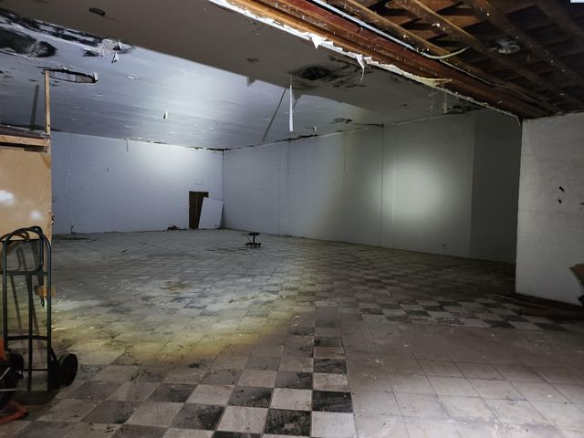 214 S 4th Ave, Pasco, WA 99301