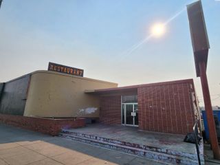 214 S 4th Ave, Pasco, WA 99301