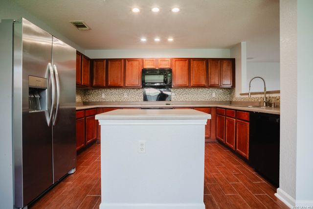 10510 Bluegrass Pond, San Antonio, TX 78254
