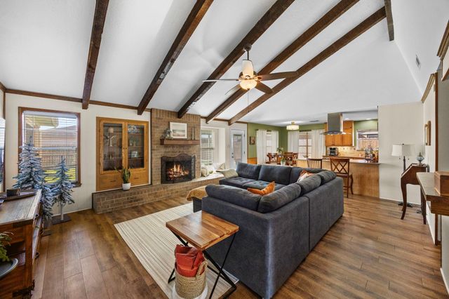 5010 Colombia Drive, Pasadena, TX 77505