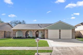 5010 Colombia Drive, Pasadena, TX 77505