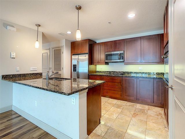 100 S EOLA DRIVE 607, Orlando, FL 32801
