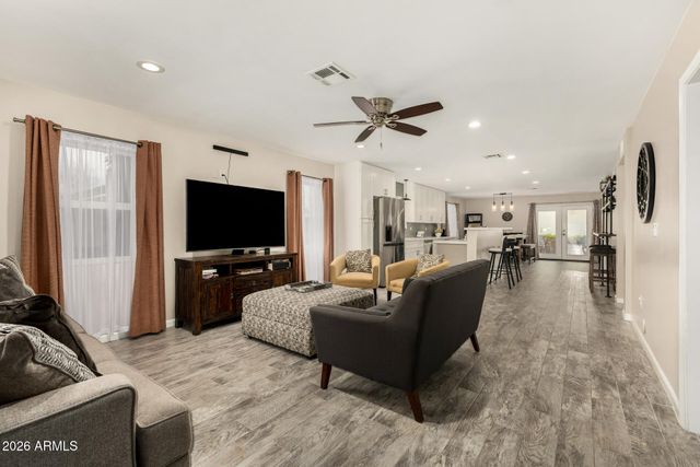 2545 N 15TH Street, Phoenix, AZ 85006