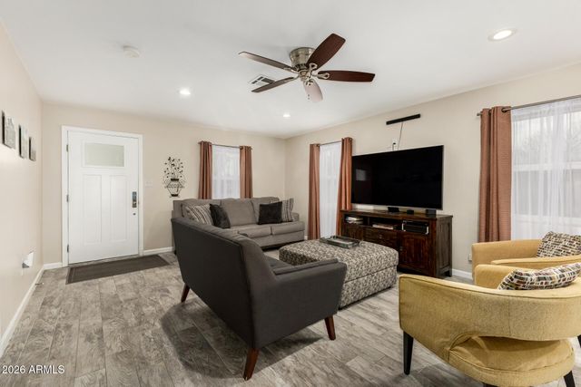 2545 N 15TH Street, Phoenix, AZ 85006