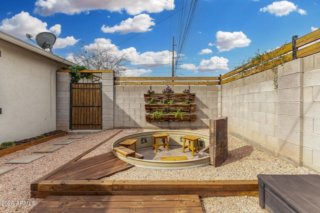 2545 N 15TH Street, Phoenix, AZ 85006