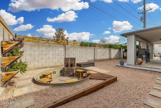 2545 N 15TH Street, Phoenix, AZ 85006