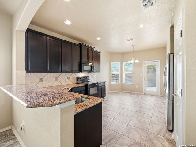 6302 Deer Valley, San Antonio, TX 78242