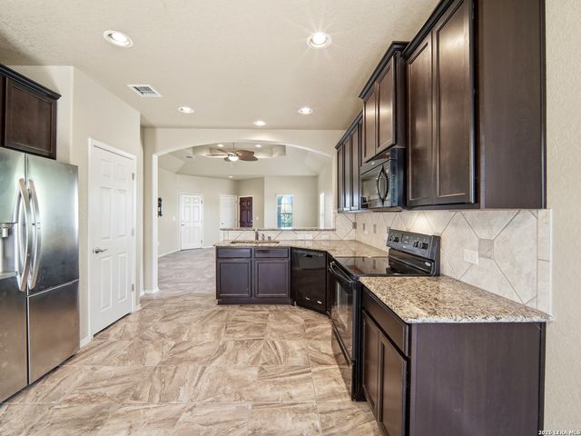 6302 Deer Valley, San Antonio, TX 78242