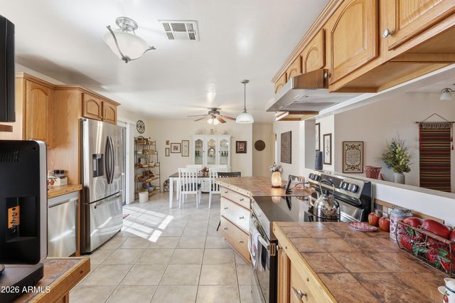 2205 N HIGLEY Road, Mesa, AZ 85215