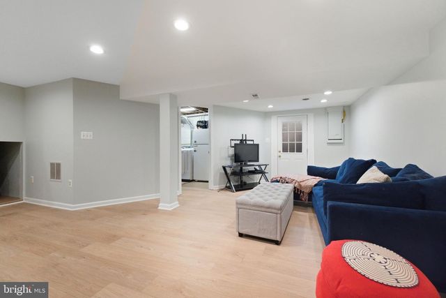 14939 JASLOW ST, Centreville, VA 20120