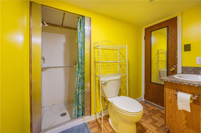 39 Dunkard Ave, Uniontown, PA 15401