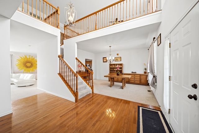 2529 W Autumn Drive, Round Lake, IL 60073