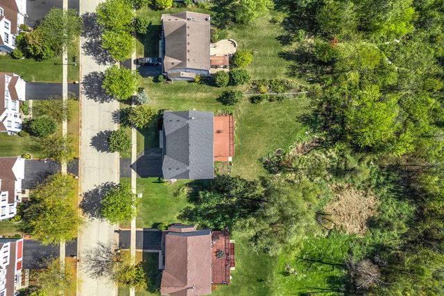 2529 W Autumn Drive, Round Lake, IL 60073