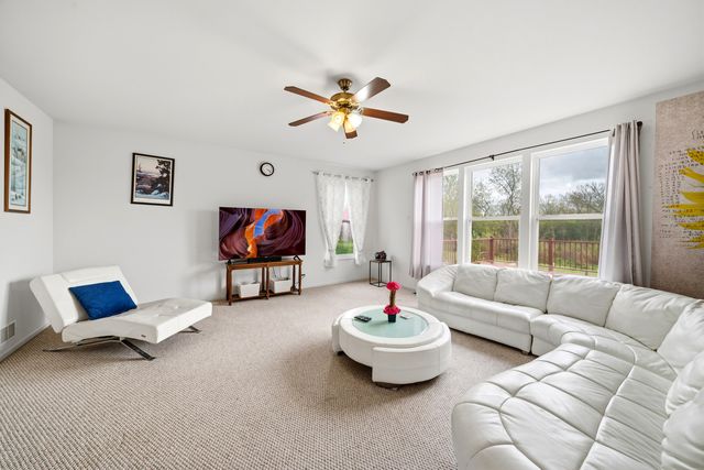 2529 W Autumn Drive, Round Lake, IL 60073