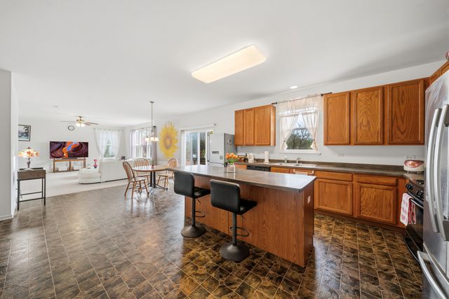 2529 W Autumn Drive, Round Lake, IL 60073