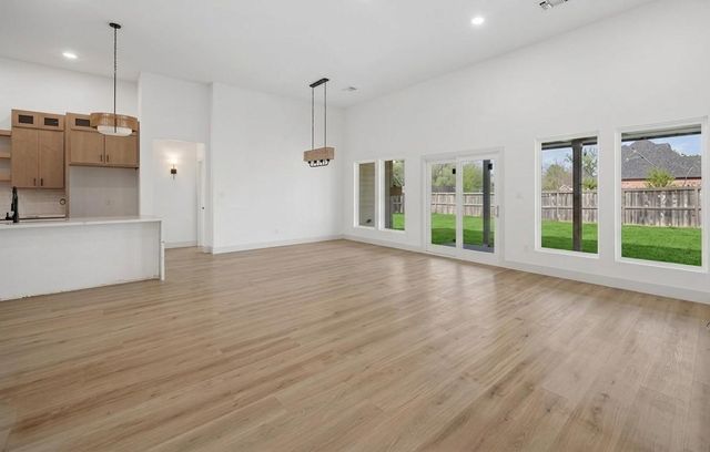 3007 Preston Club Drive, Sherman, TX 75092