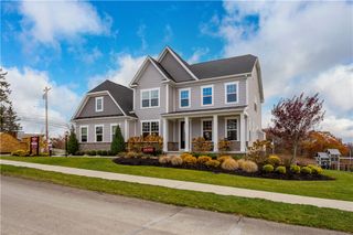 101 Marketplace Ave, Moon/crescent Twp, PA 15108